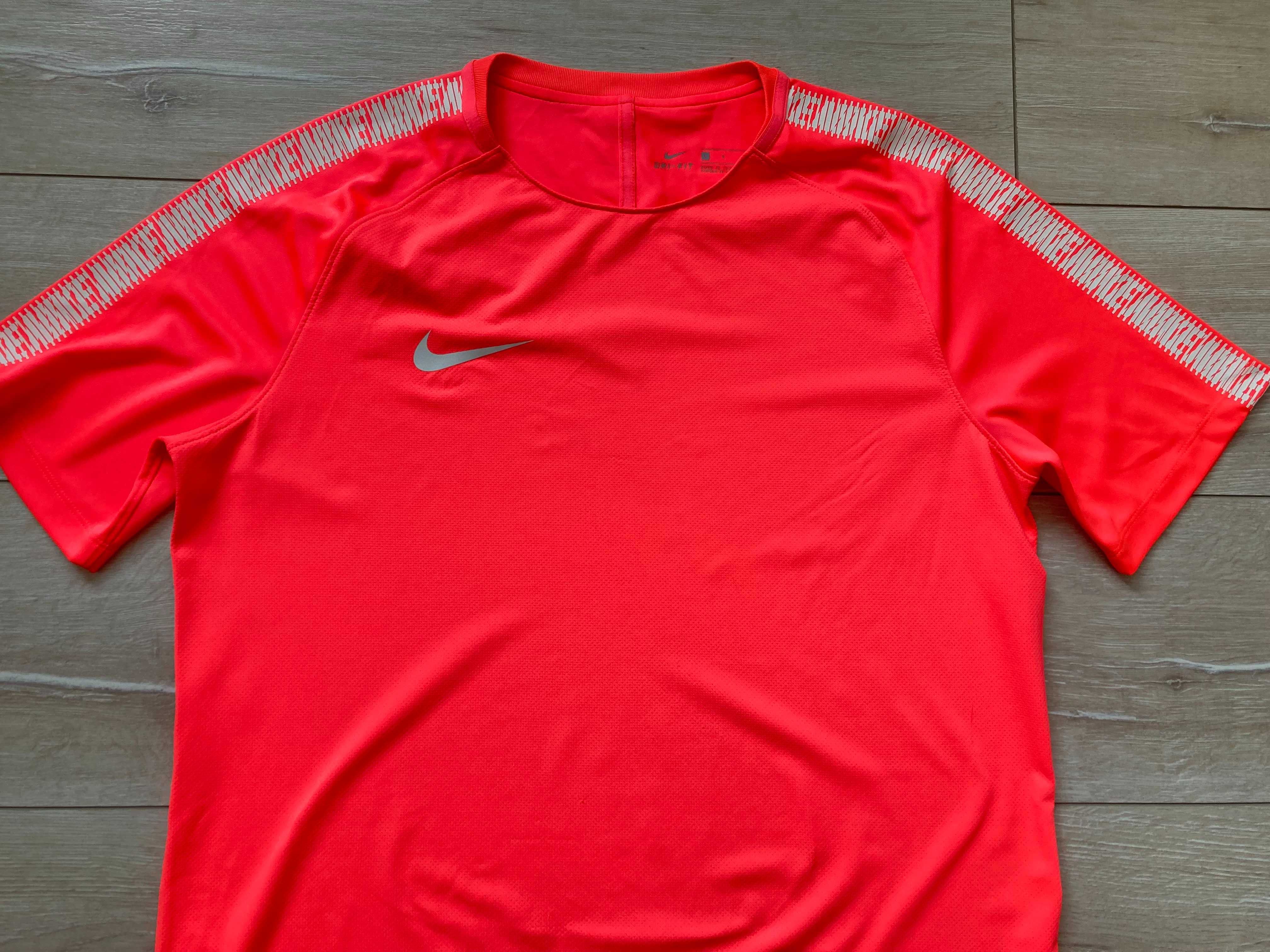 Найк Nike Dri Fit мъжка тениска размер L