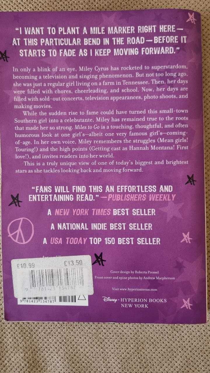 Miley Cyrus: Miles to Go книга
