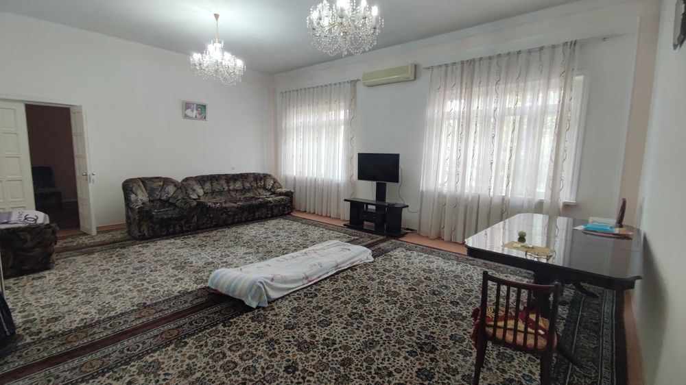 Дом под гостиницу хостел в аренду для большой семьи