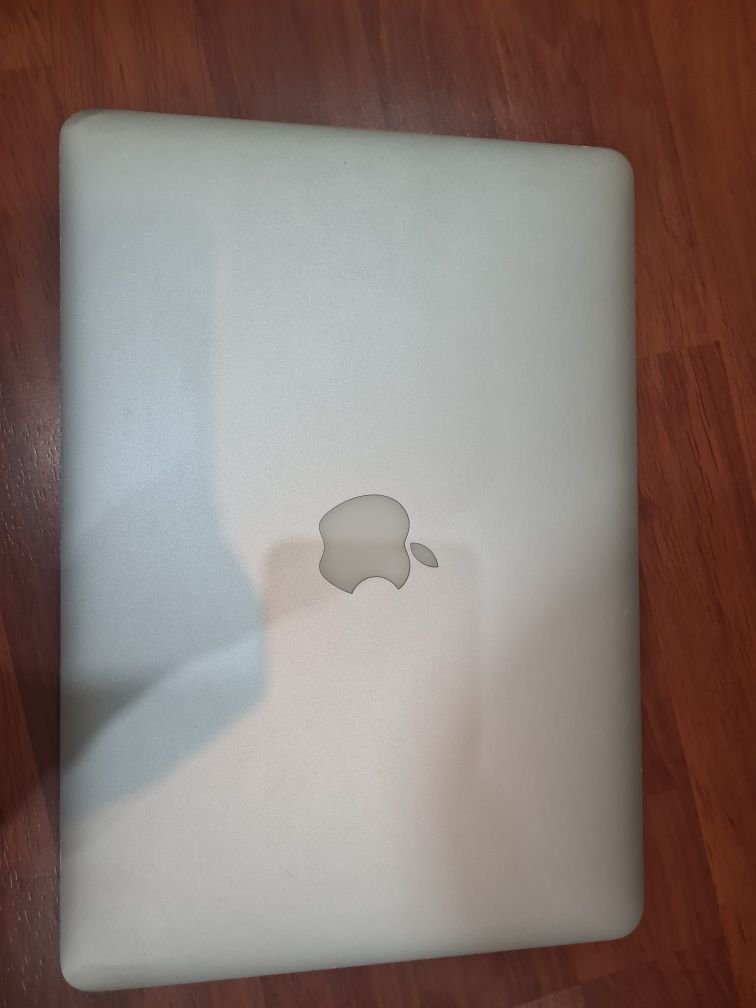 MacBook Apple без жд диска