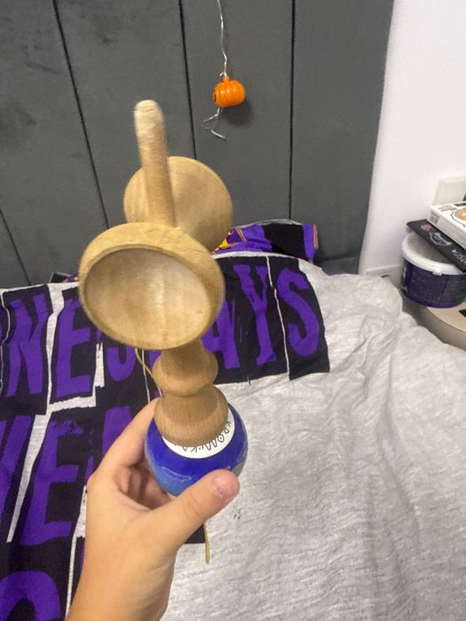 Kendama ufo folosita