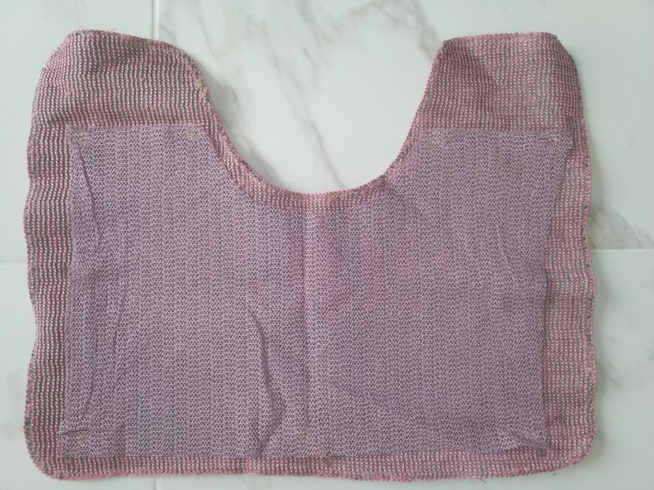 Подложки за хранене и постелки