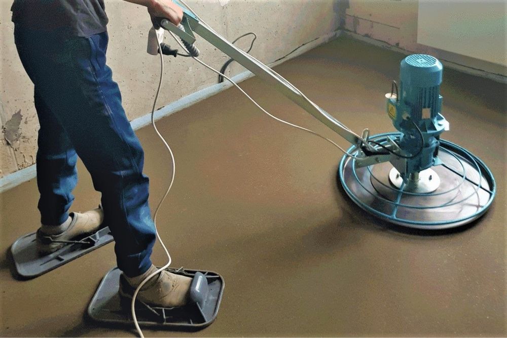Полусухая стяжка suxoy styajka yarimquruq styajka pompa beton nasos