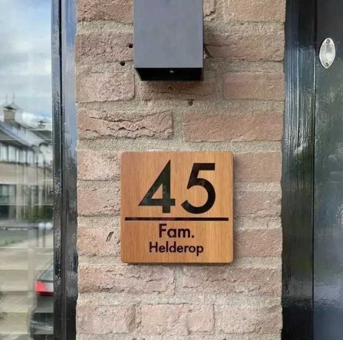 Numar cu nume CASA personalizat