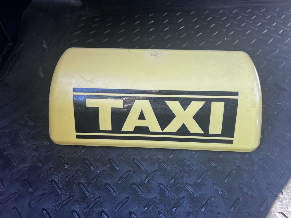Табела за такси със магнит