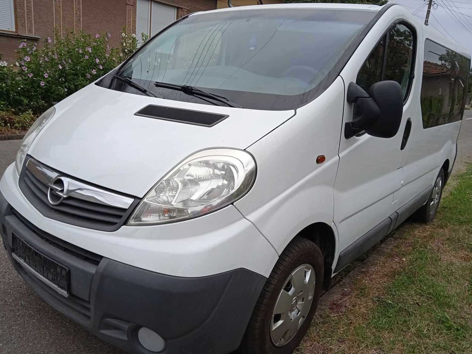 Opel Vivaro 2.0cdti 2014  9locuri 176mkm  Inmatriculat
