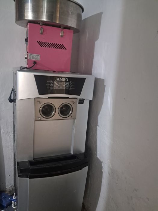 Продам или обмен  аппарат (фризер) для мороженного