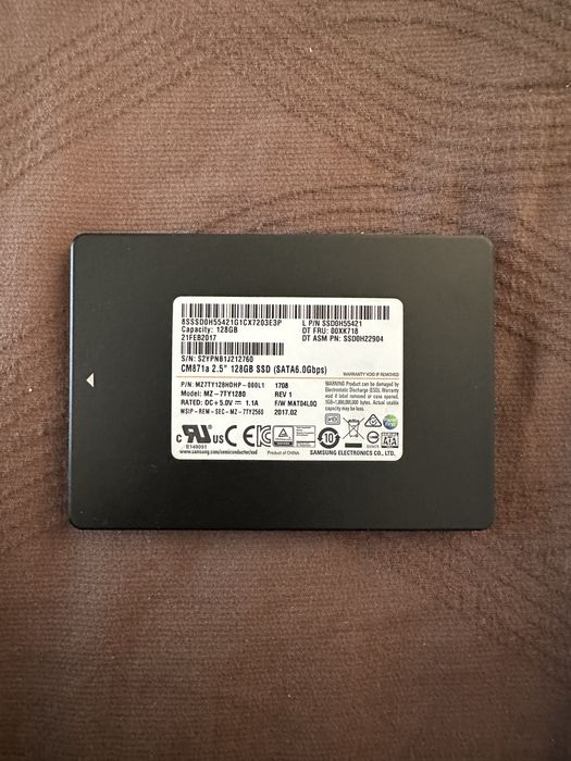 SSD от samsung для компьютера 128GB Гигабайт