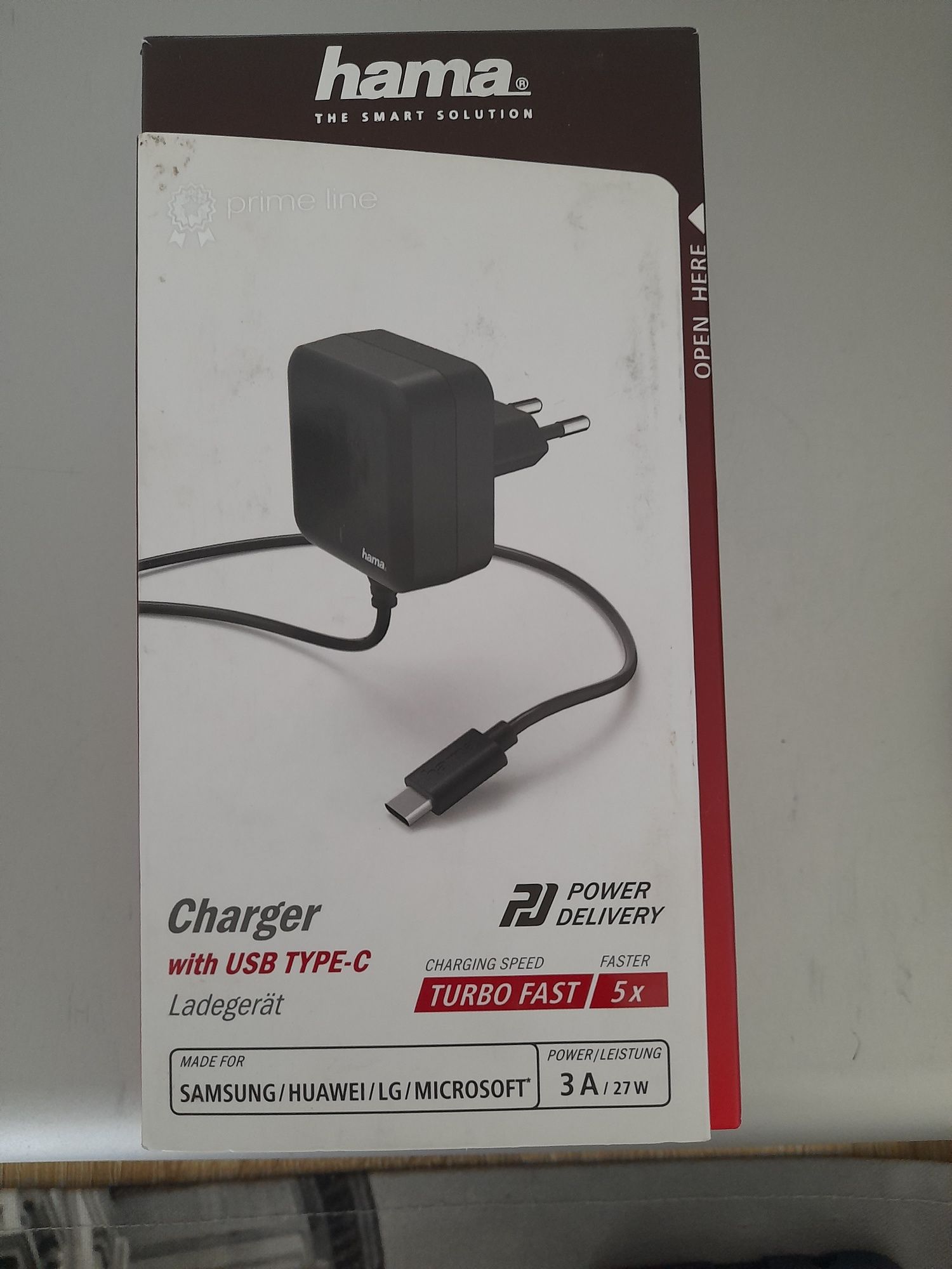 Vând încărcător Hama Fast charge 3 A,mufa typ C,nou nout.