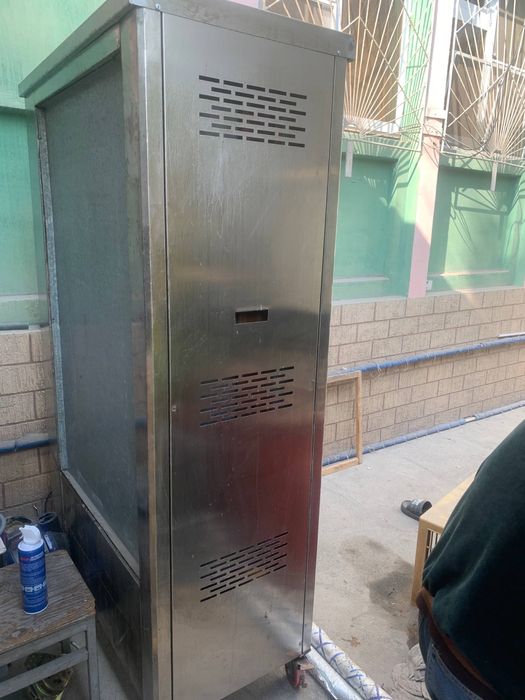 Грилл аппарат Пимак. Ишлаши зўр 30 талик газли холати яхши айби йўқ.