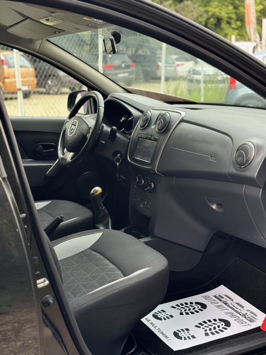 Dacia Sandero Stepway / 2015 / 0.9 benzina 90 cp / RATE * GARANTIE