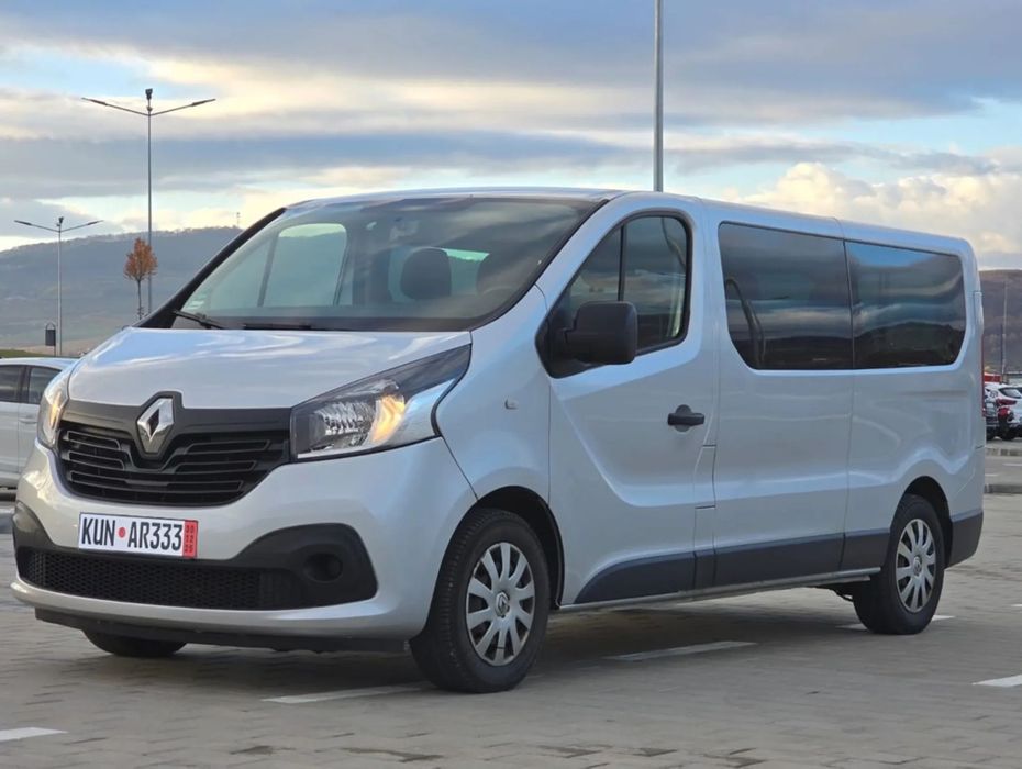 Renault Trafic 1.6 Dci 8+1 locuri  Posibilitate Leasing