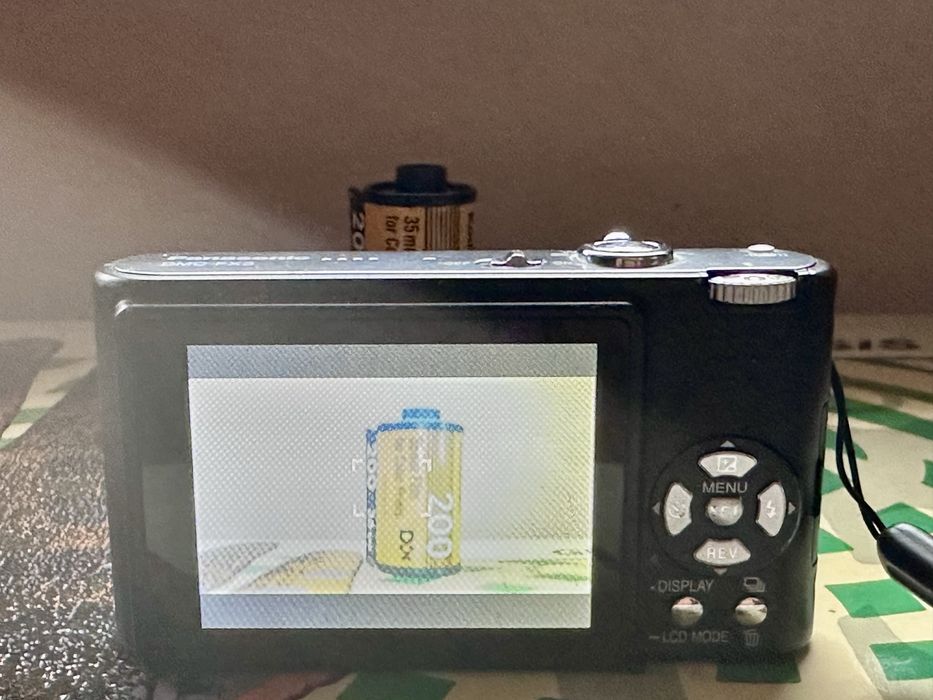 Panasonic Lumix DMC FX3 Leica retro digital