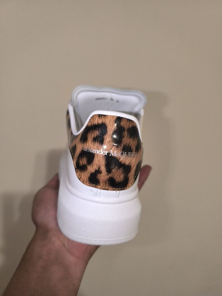 Mq Queens leopard calitate premium verificare colet