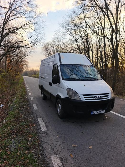 Vând iveco daily
