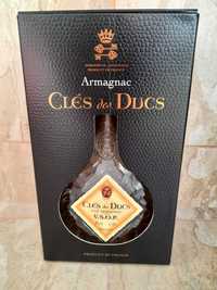 Sticla Armagnac Cles des Ducs de colecție