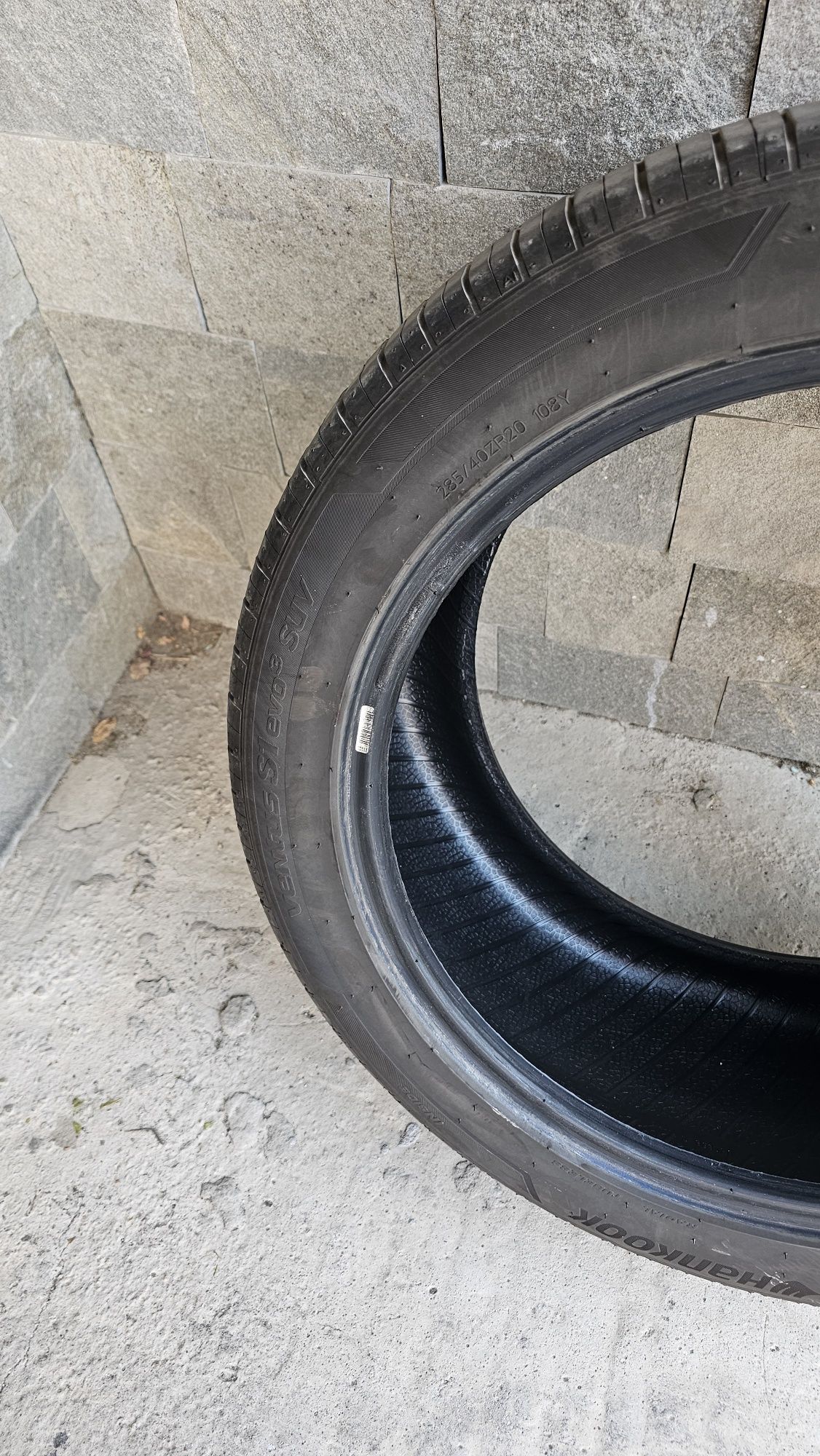 Гуми марка Hankook 285/40ZR20