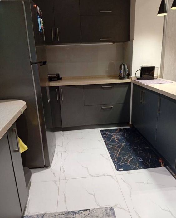 Отличная 3-комнатная 77 серии, парк Тельмана