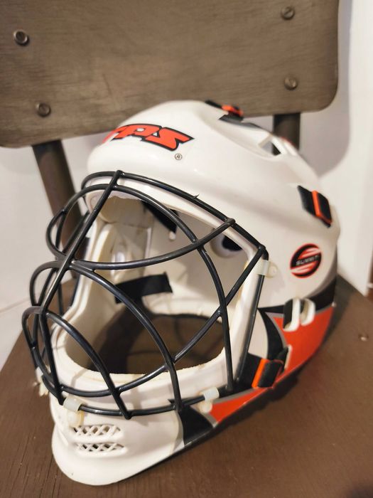 Каска за Хокей На Лед