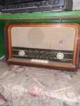 Vând radio de epoca