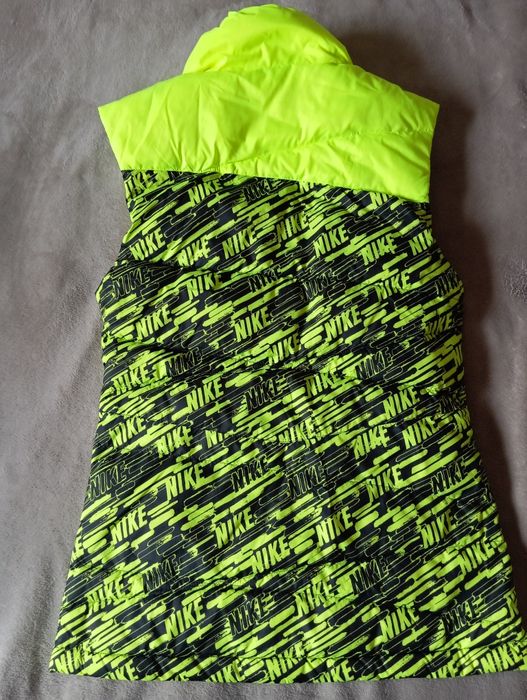 Vestă pentru femei ,Nike 550, marimea XS