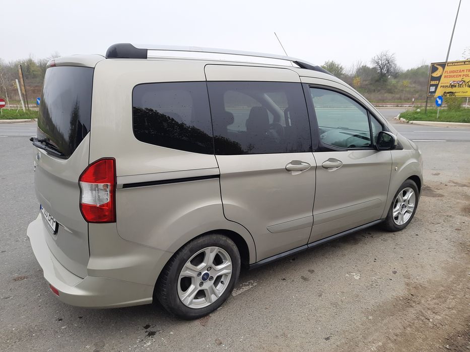 De vânzare ford tourneo curier 2014