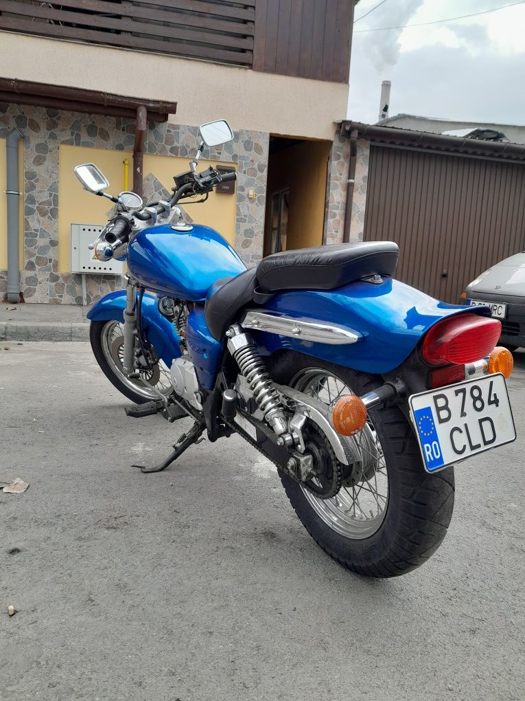 Suzuki Marauder gz125(A1 16 ani nu yzf, cbr))