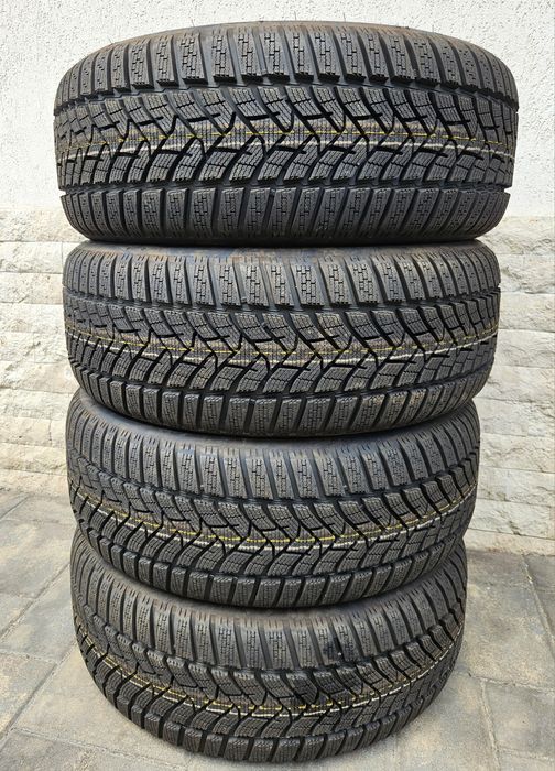 Anvelope Dunlop 215/55/r16 93H