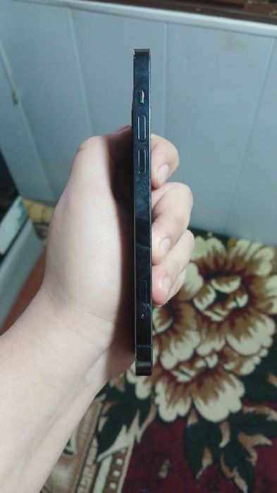 Iphone 12 pro aybi bor