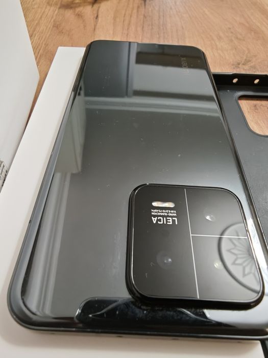 Xiaomi 13 256 GB Перфектен