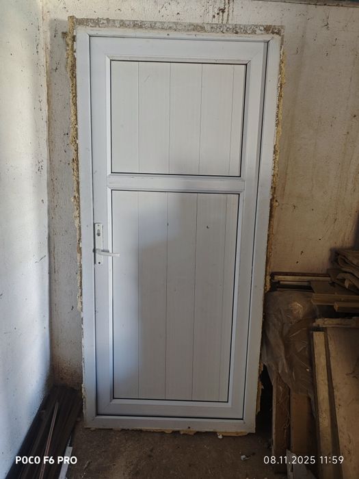 Пластик эсик сатылады 94×204