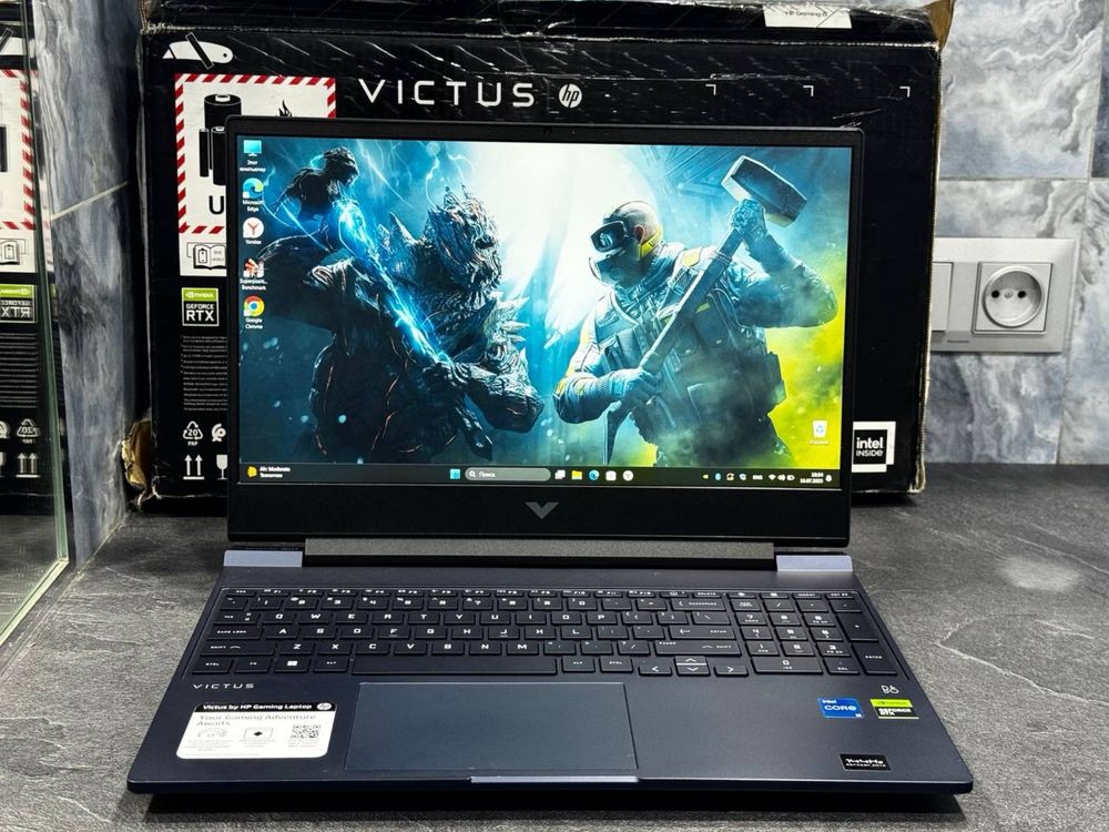 HP Victus 15 i5-13500H/16/1TB SSD NVMe/RTX 4050 6GB
