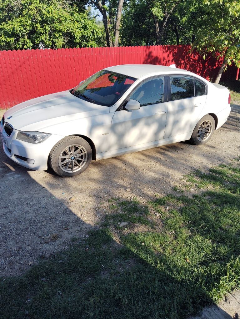 Vând BMV seria 3, an 2010
