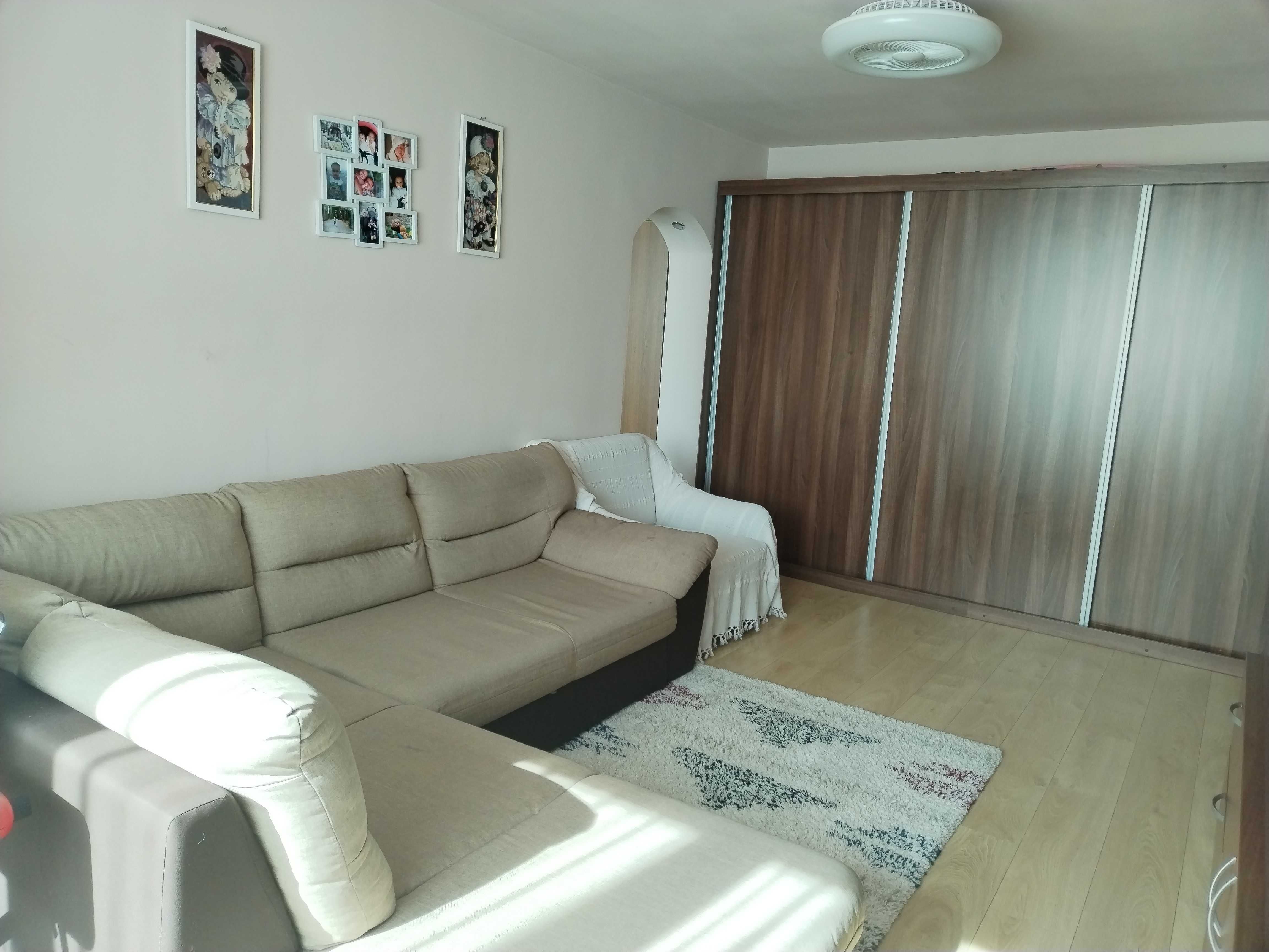 Vând apartament 2 camere în centrul orașului Câmpulung Moldovenesc