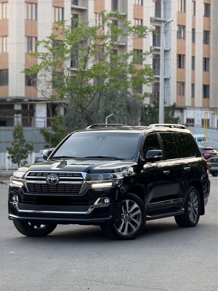 Toyota Land Cruiser 200 4,6L