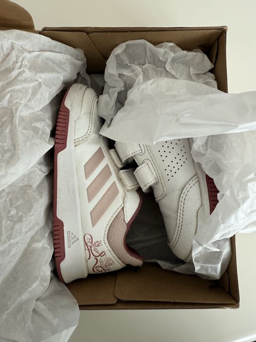 Адидас детски маратонки