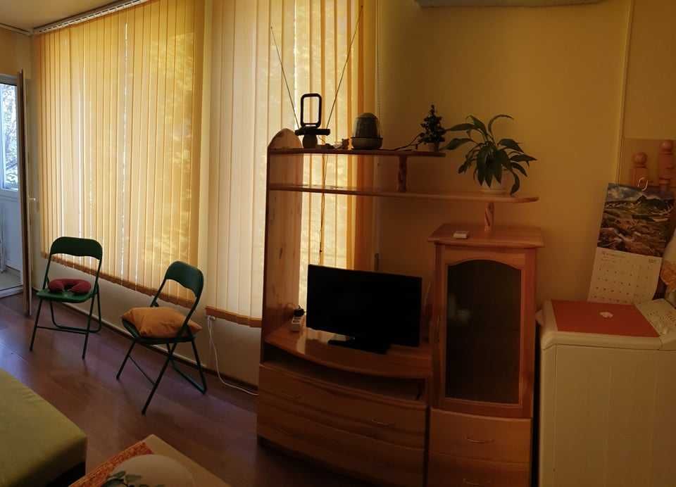 Дава се под наем Едностаен апартамент в Бургас, Възраждане - 45 кв.м за 170 € - Снимка #3