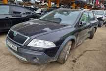 plansa de bord oglinda stanga dreapta far stop prag praguri planetara etrier calaret bascula brat fuzeta  Skoda octavia 2  scout 4x4 motor 2.0tdi BMM Dezmembrez