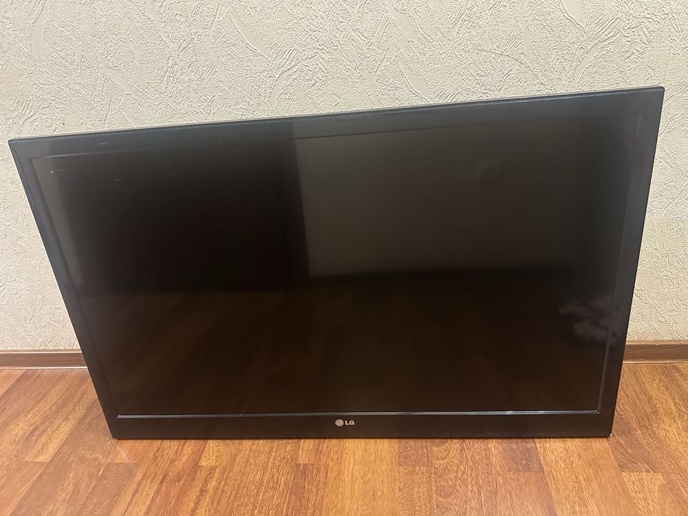 Телевизор LG в отличном состоянии