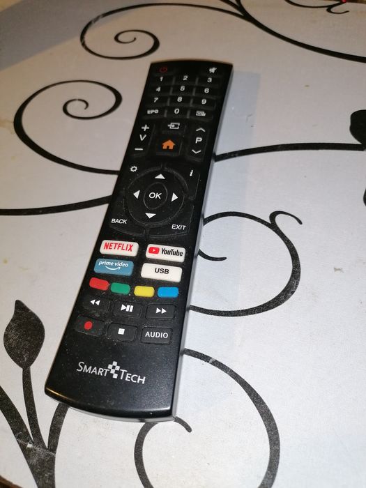 Televizor Smart Tech SMT58F30UV2M1B1, 146 cm, Smart, LED, 4K Ultra HD,