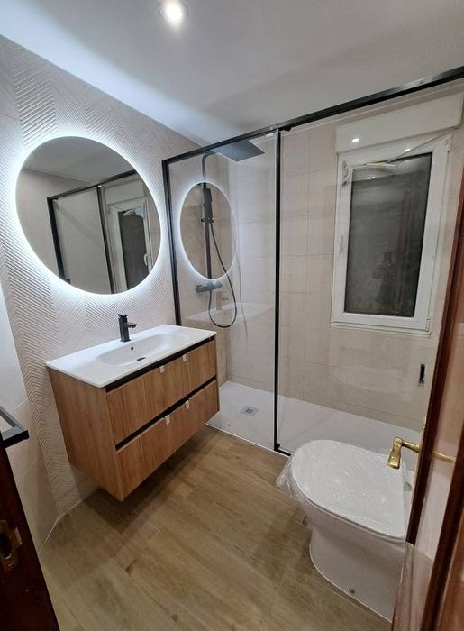 Oferim servicii de renovari interioare