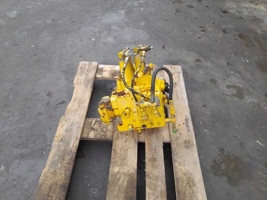 Distribuitor hidraulica KMX13D excavator Kobelco SK 130