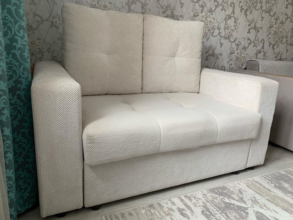 Мини диван (белый)