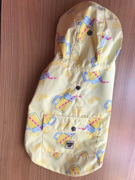 Яке за малко куче