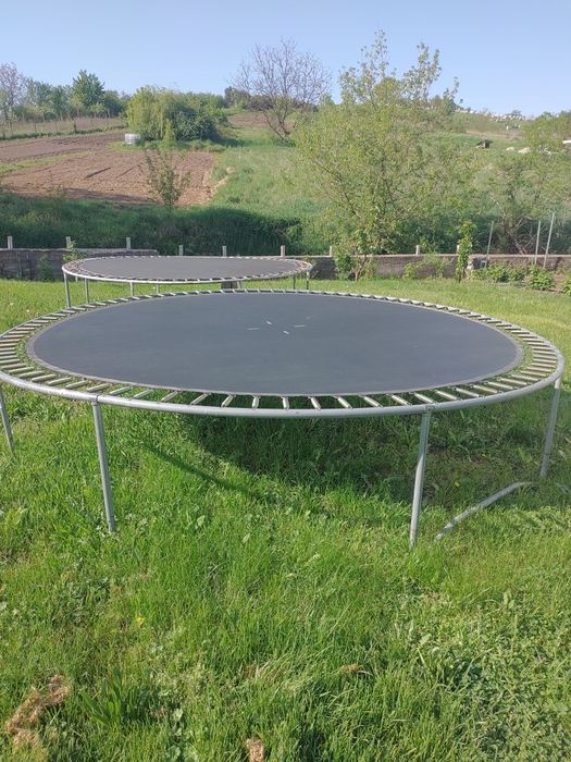 Trambuline pentru exterior