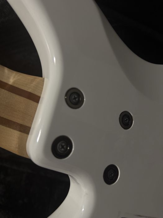 Chitara bass Yamaha TRBX 305 + hard case