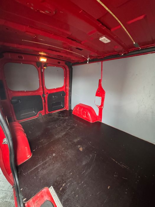 Renault Trafic 2015 200.000 km TVA deductibil în rate fixe fara avans