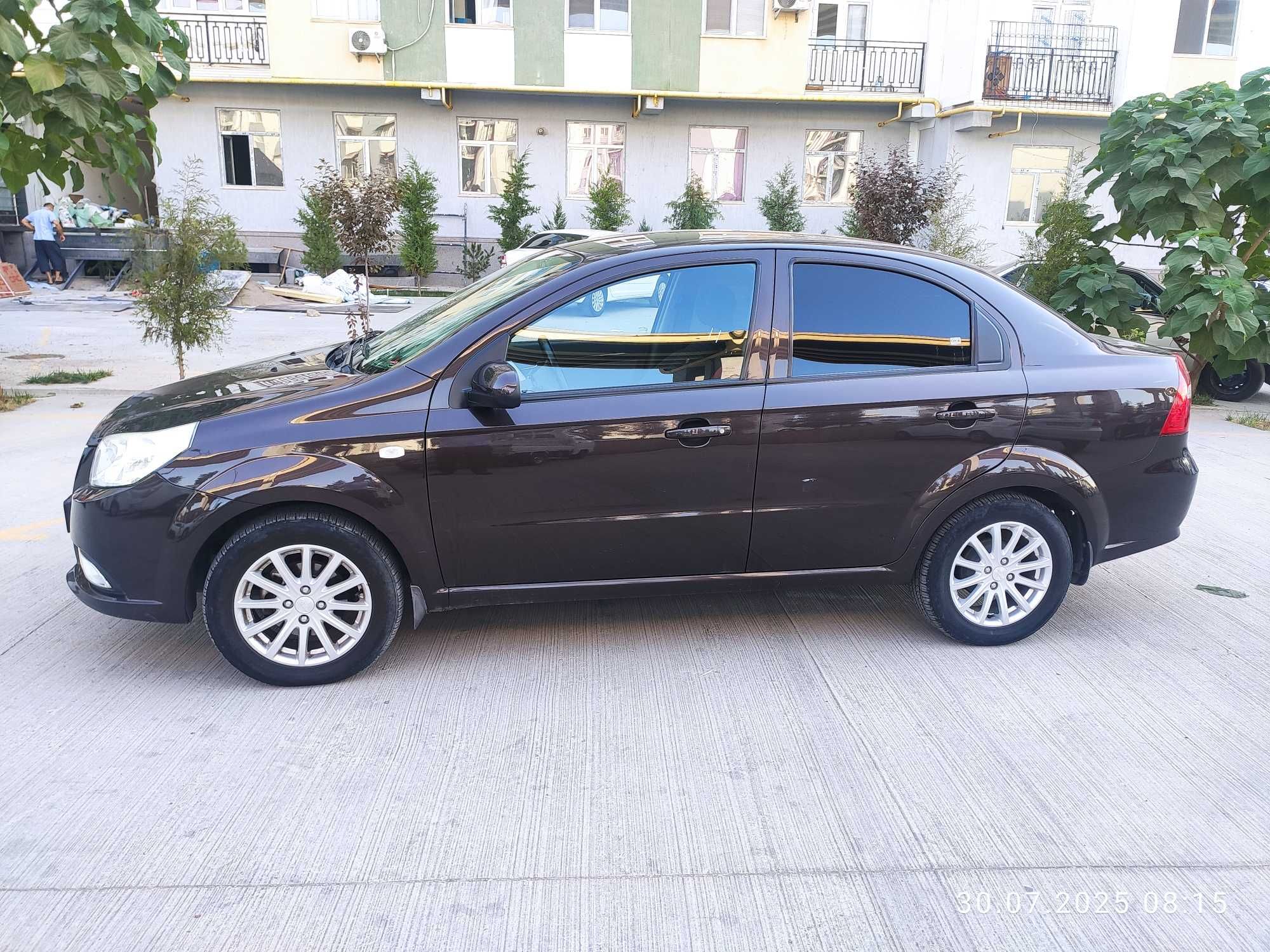 Nexia-3 avtomat 4-pok metan 2018-yil 130000 probeg kraska TOZZA 1 qo'l