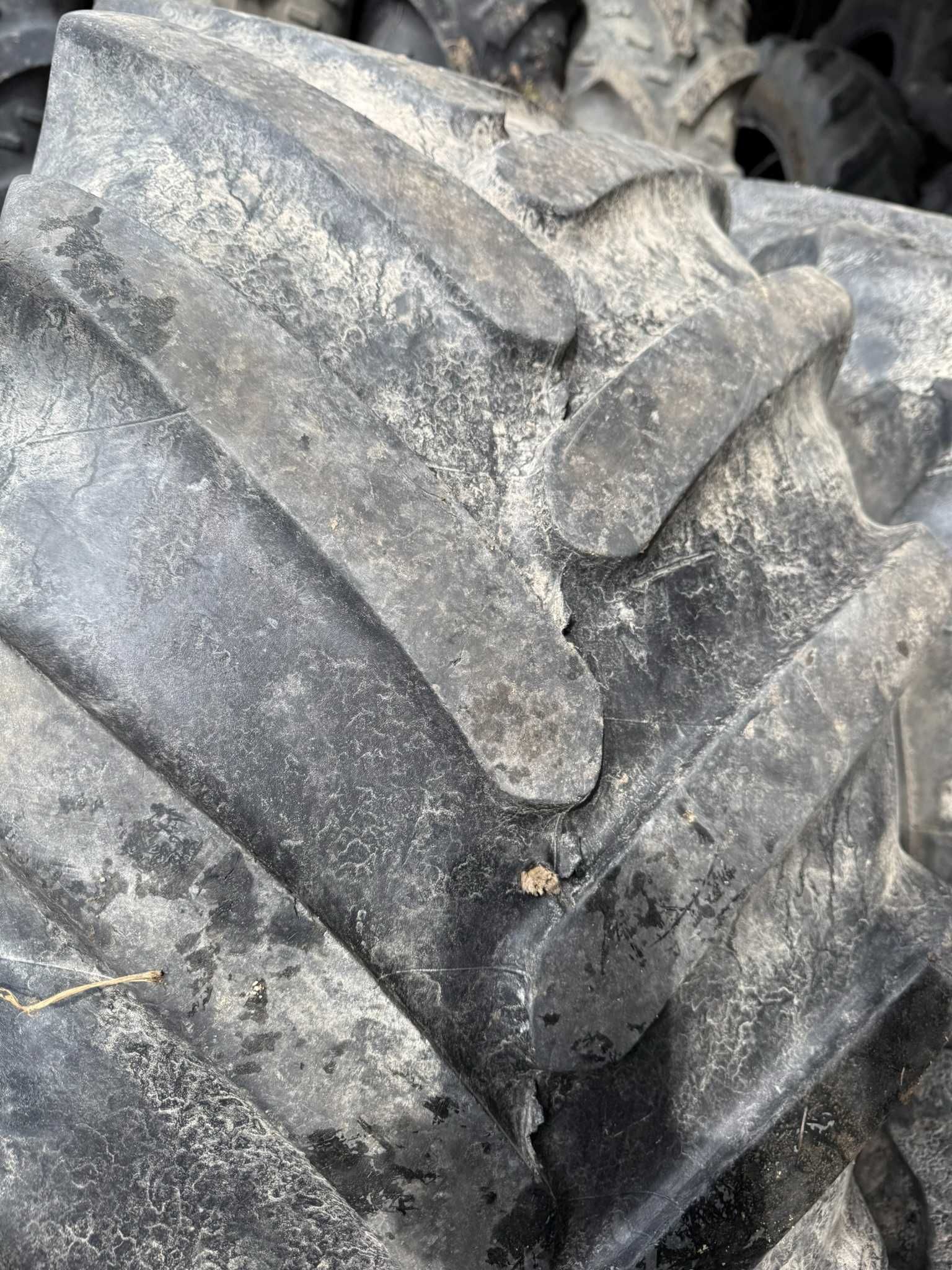 Anvelope 440.65 R24 Michelin