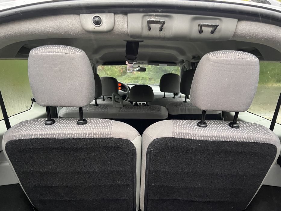 Dacia logan mcv 7 locuri 1.6 mpi 90 cp